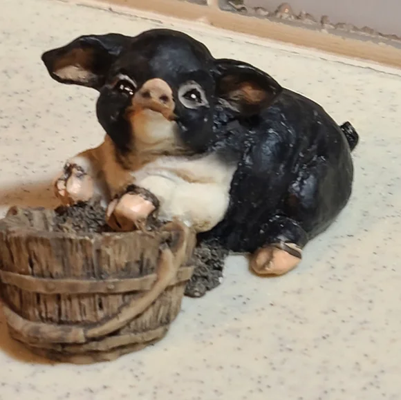 Ceramic piglet for sale figurines collectibles NEW - Picture 6 of 8